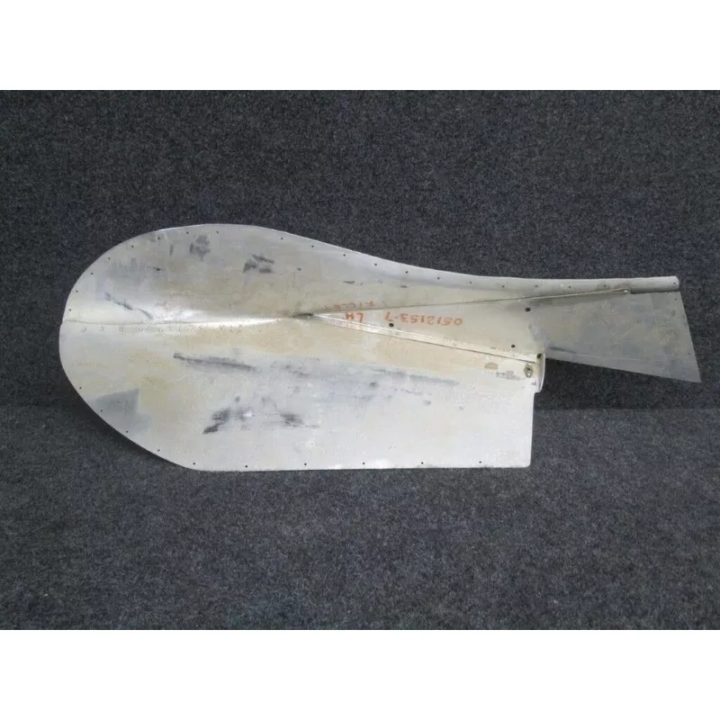 0512153-7 Cessna 180 LH Fillet Wing